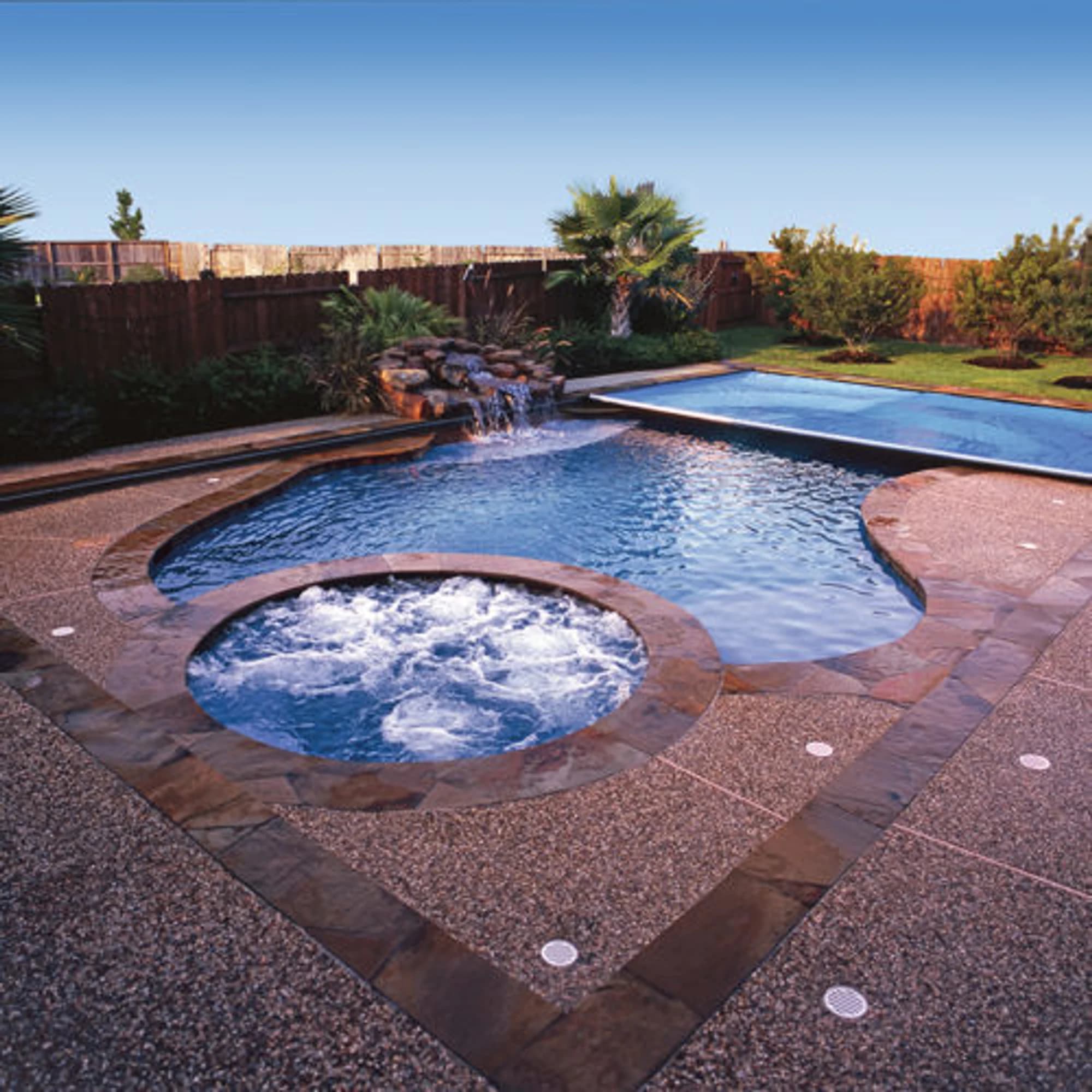 Automatic pool cover installation